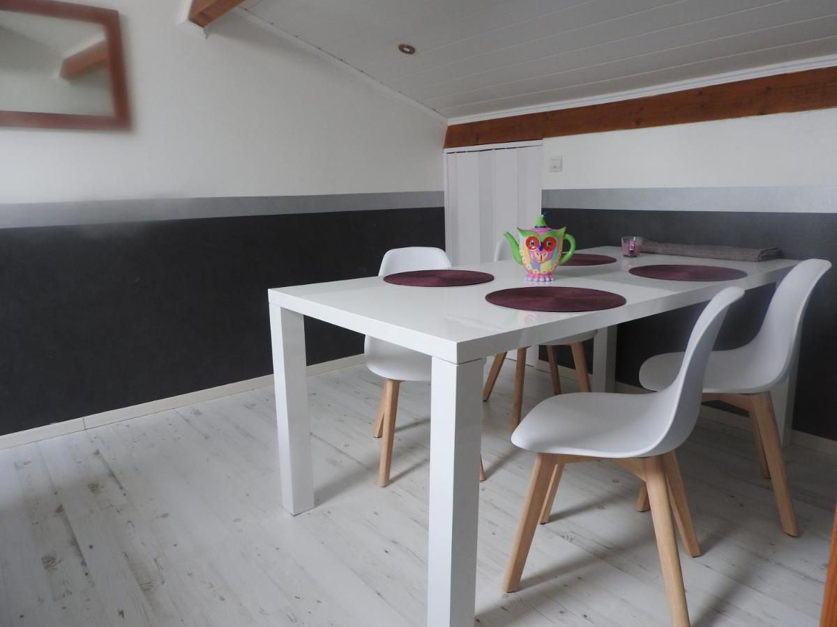Appartement Mansarde Et Climatise 50 M2 Pompignan  Eksteriør billede