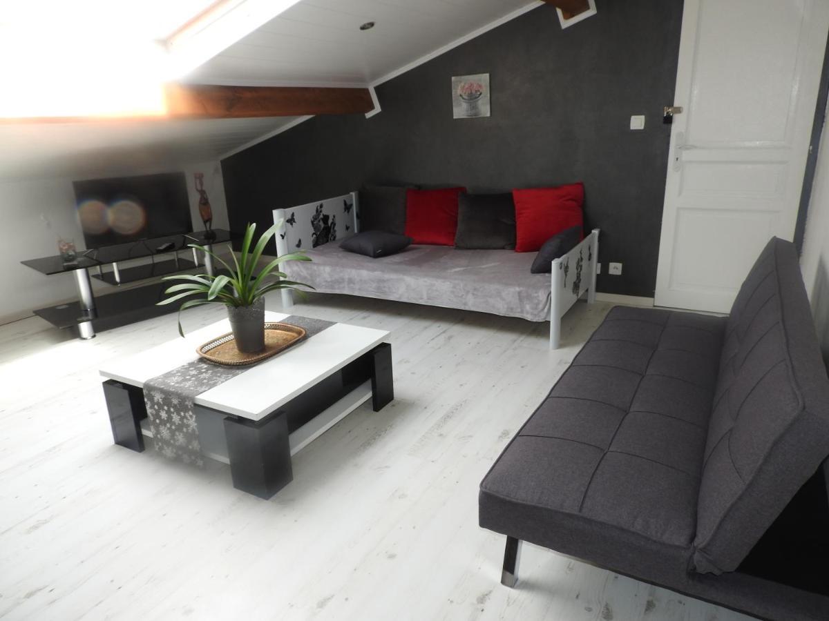 Appartement Mansarde Et Climatise 50 M2 Pompignan  Eksteriør billede