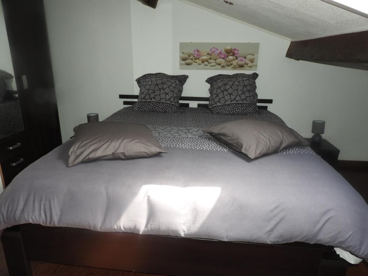 Appartement Mansarde Et Climatise 50 M2 Pompignan  Eksteriør billede